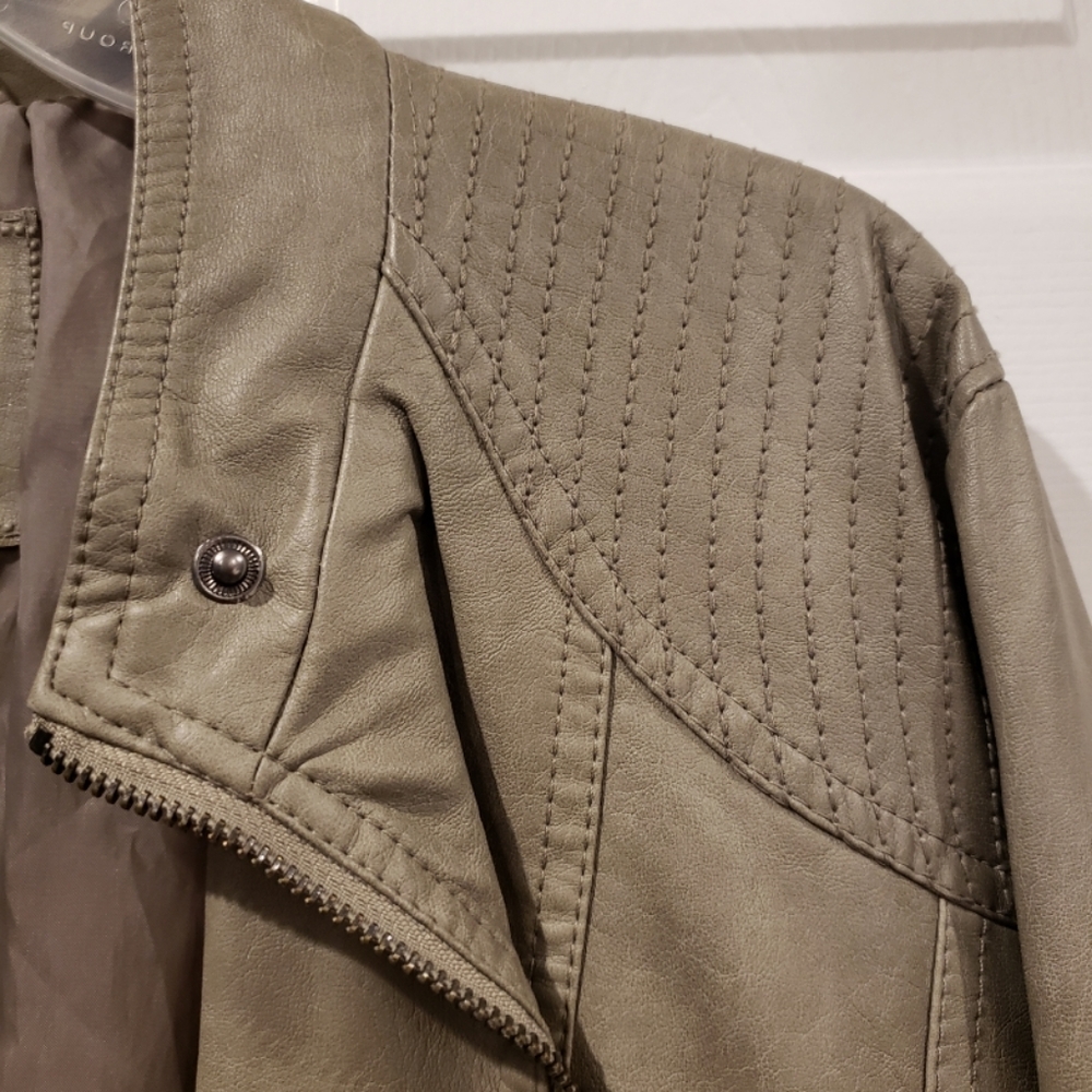 Moto Jacket - Picture 4 of 6